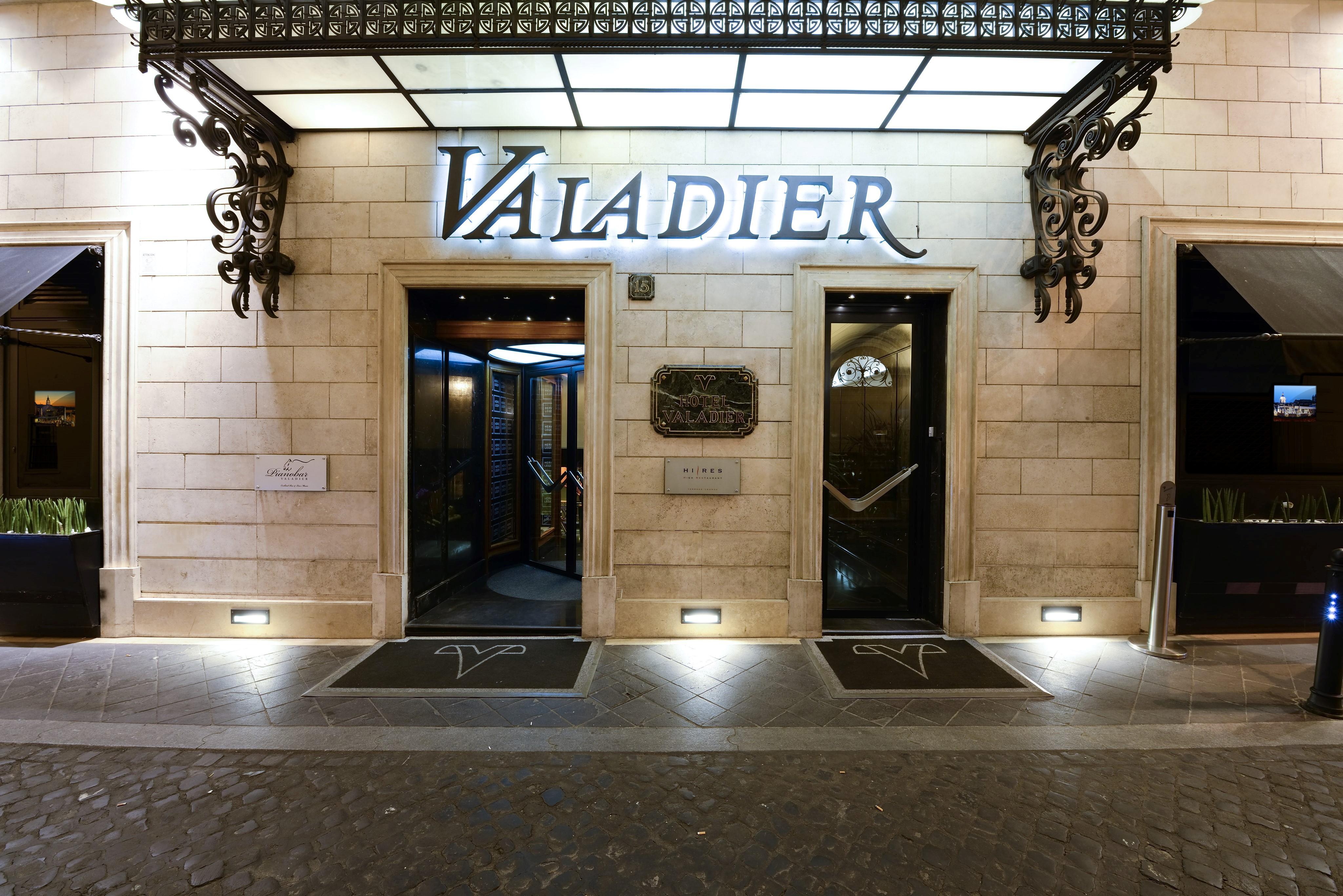 Hotel Valadier Roma Esterno foto