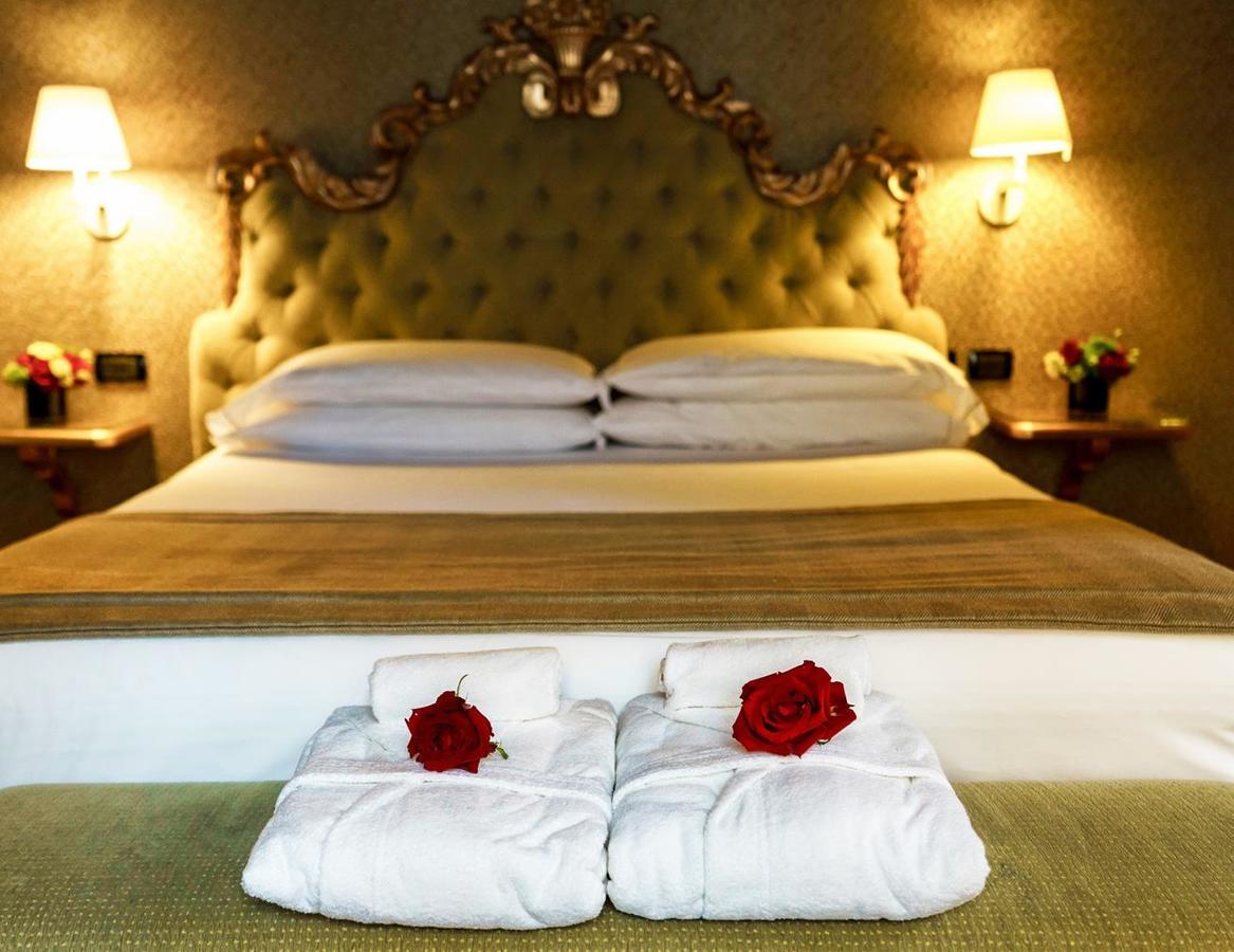 Hotel Valadier Roma Esterno foto